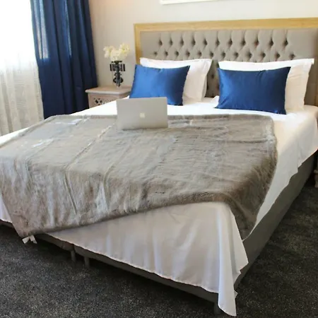 Luxury With View Apartman